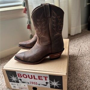 Boulet Women's Brown Western Boots